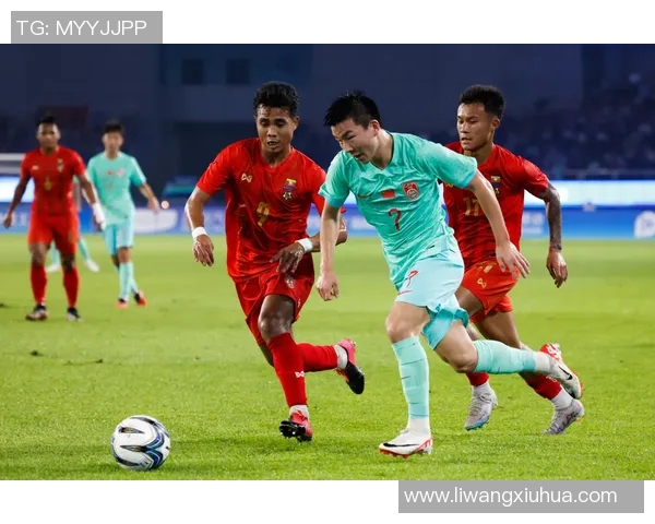 天津足球新星李天翼崭露头角引发球迷热议与期待